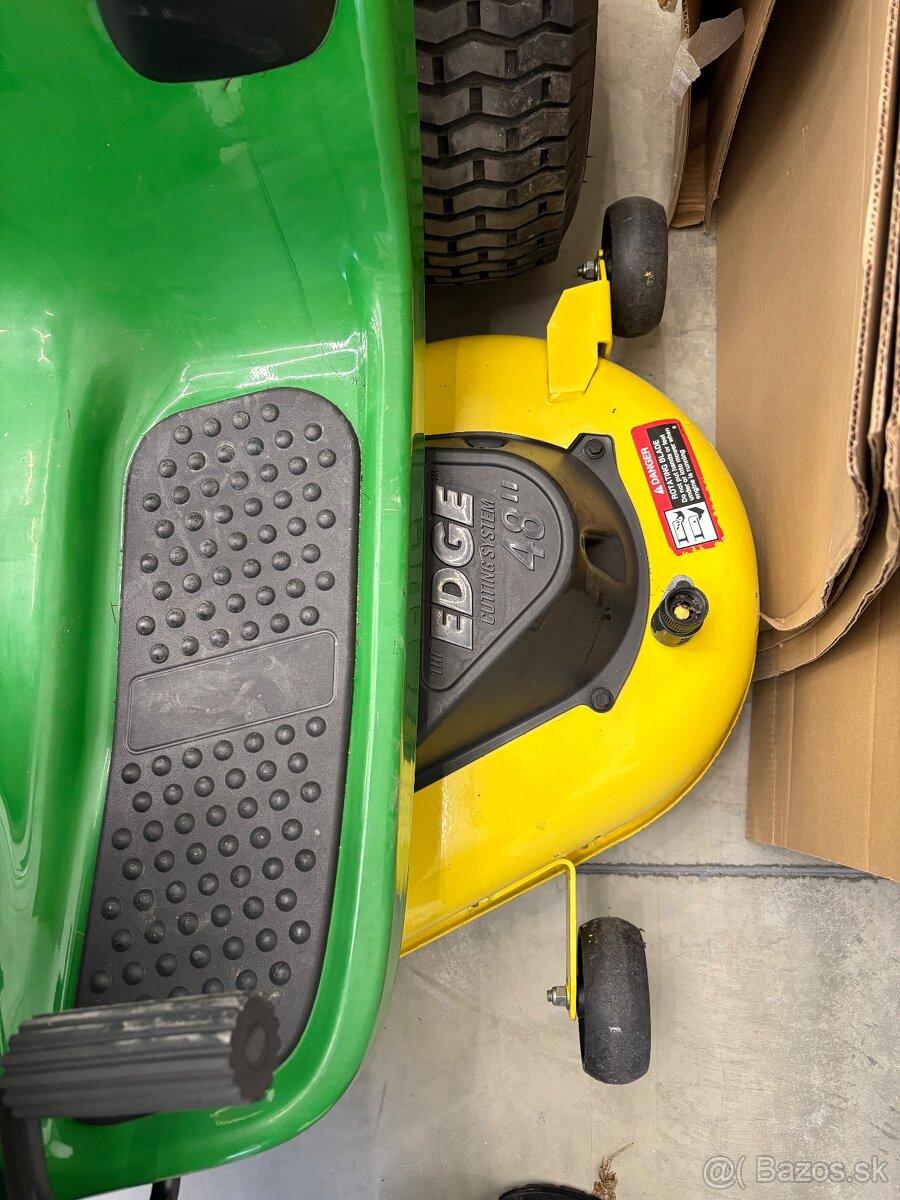 Traktorova kosačka John Deere - 2