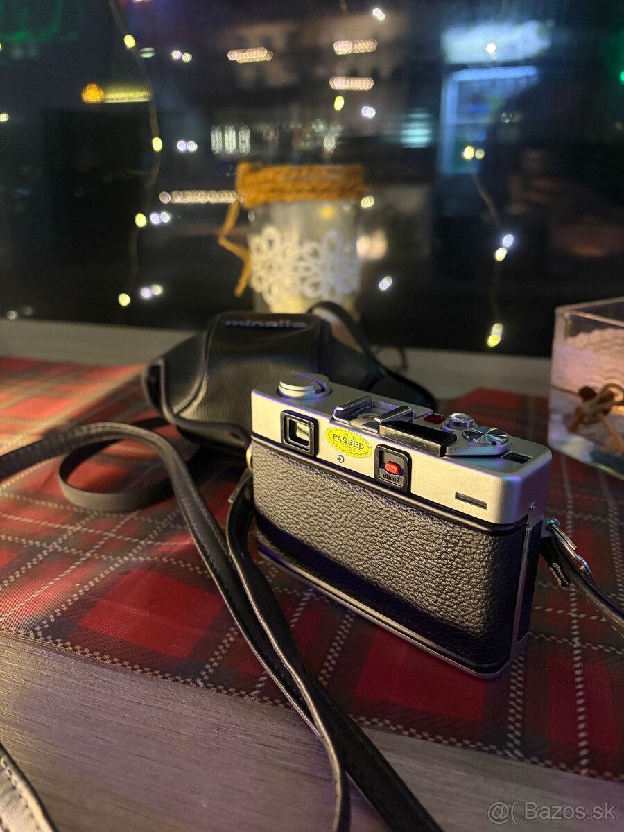 Minolta Hi-Matic F - 2