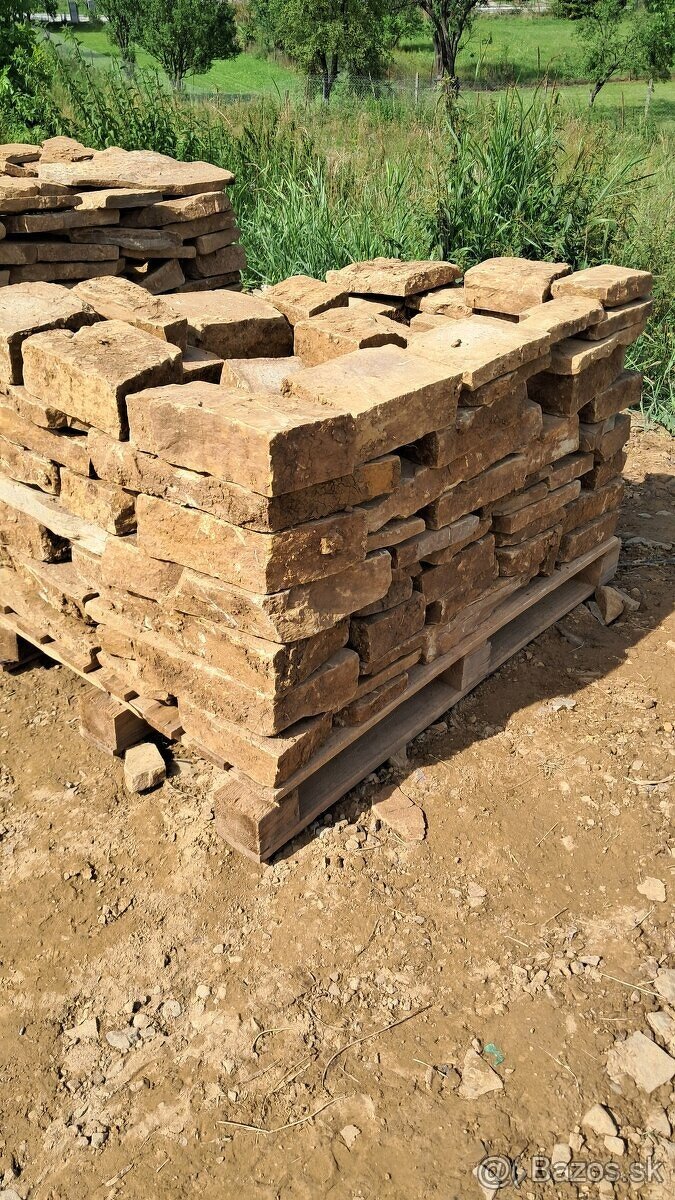 Pieskovec kameň - 2