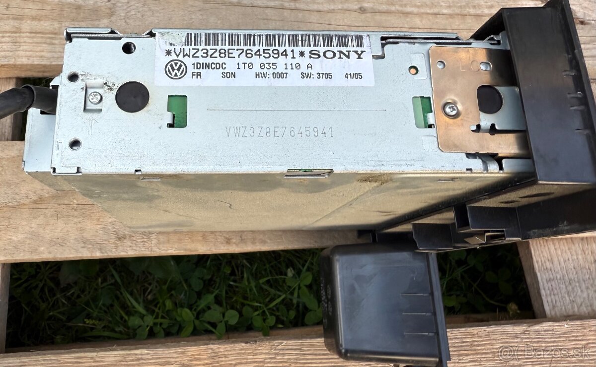 VW GOLF 5, PASSAT B6, TOURAN, 1T0035110, CD menič - 2