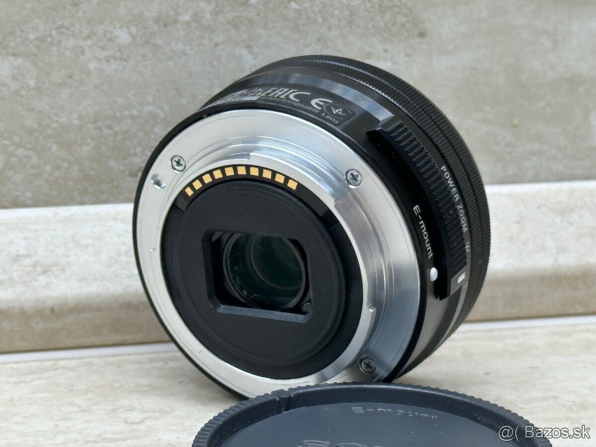 Sony E 16-50 mm f/3.5-5.6 OSS - 2