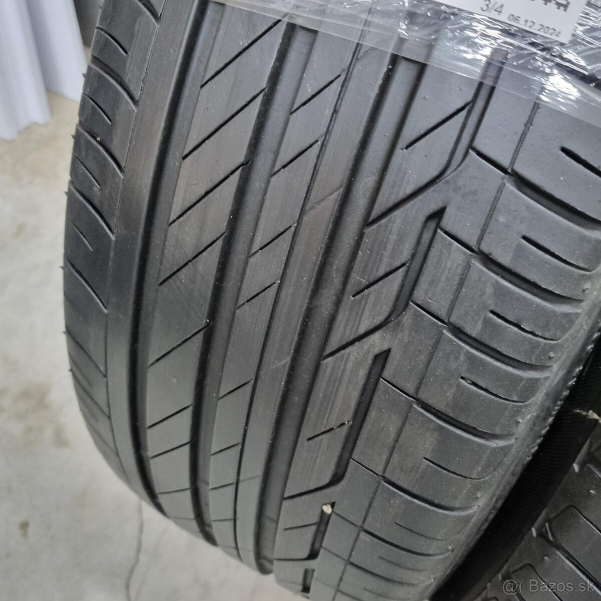 Letné pneumatiky 225/45 R19 BRIDGESTONE - 2