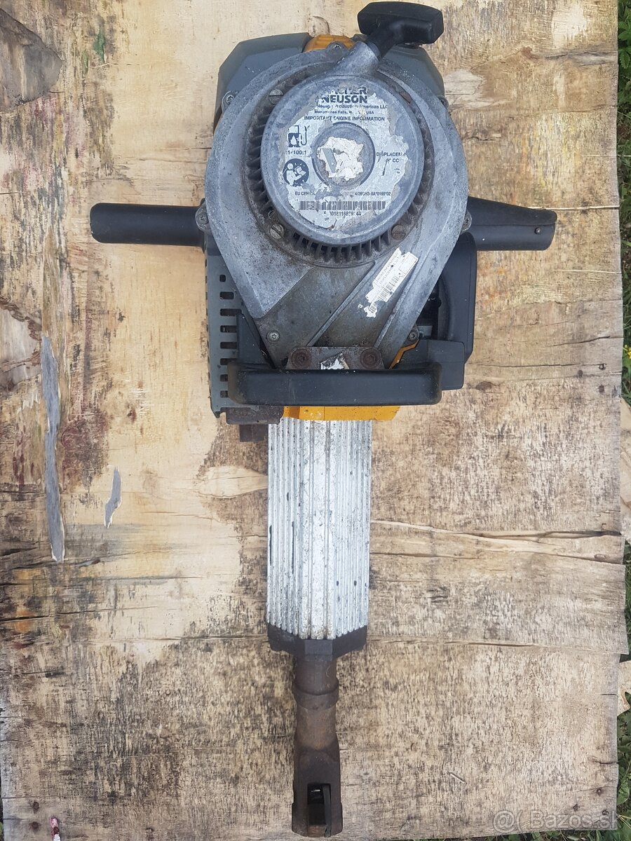 Wacker neuson benzínová zbíjačka - 2