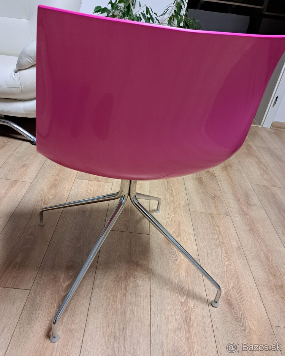 Designová stolička - značka ARPER, model Catifa 46 - 2