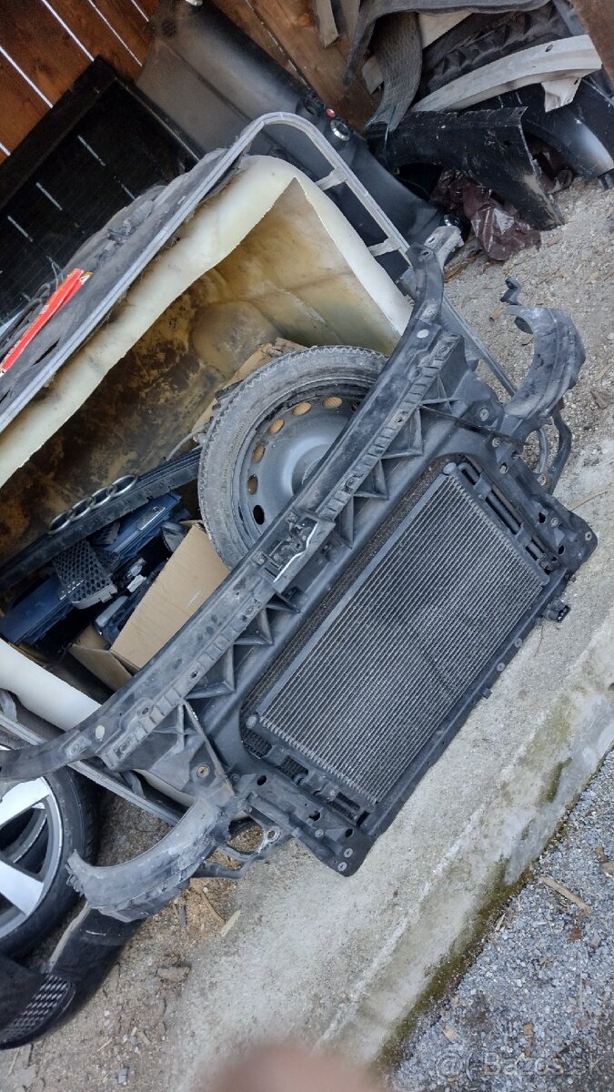 chladicova stena audi tt mk1 - 2