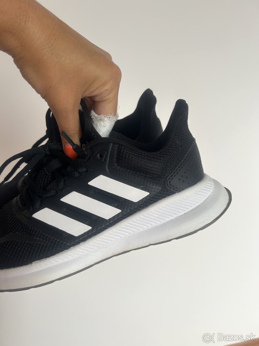 Tenisky Adidas cierne - 2