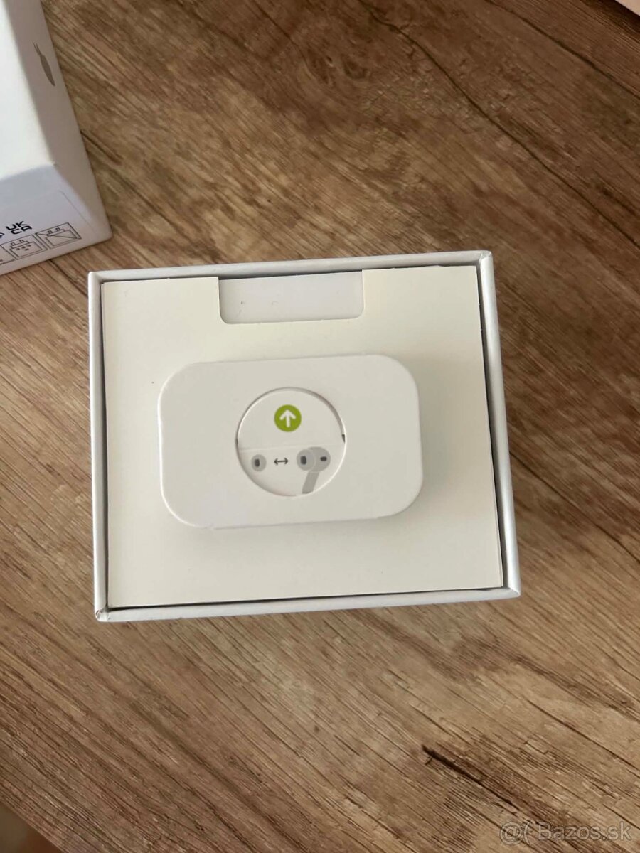 AirPods pro 3 - 2