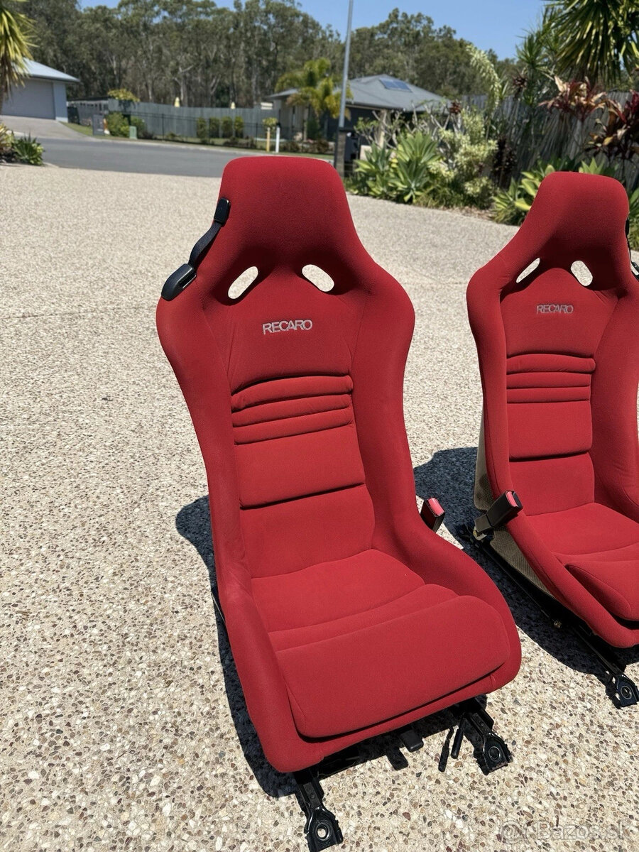 Sedadlá FD3s RX7 Recaro - 2