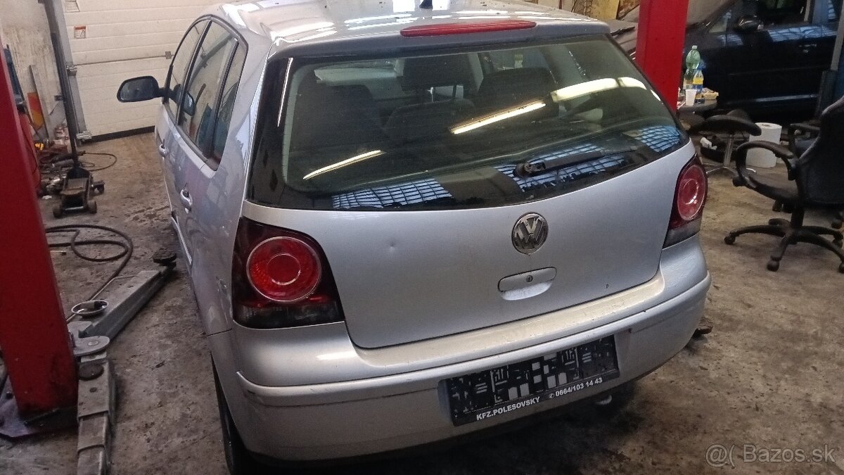Rozpredám VW POLO na diely - 2