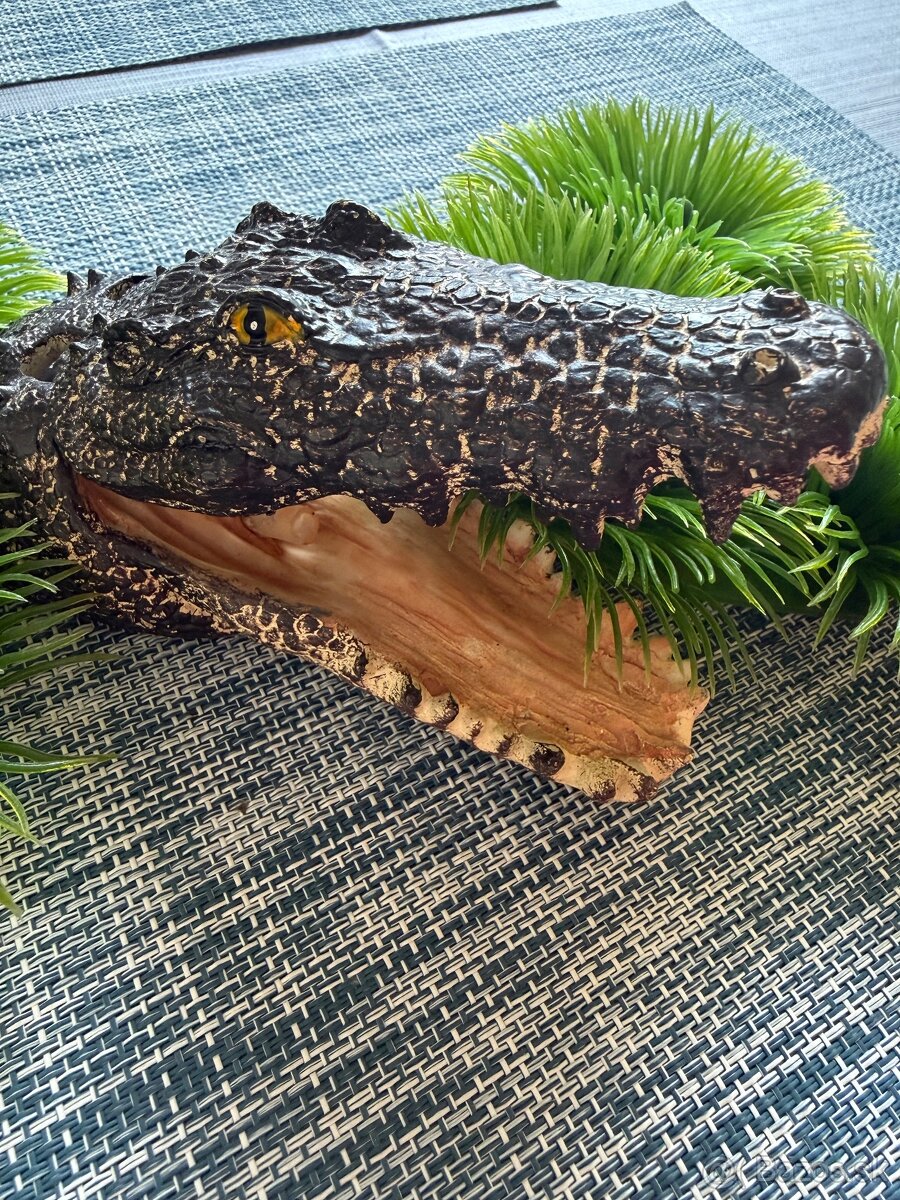 Krokodil-ako vzduch kamen-12€ - 2