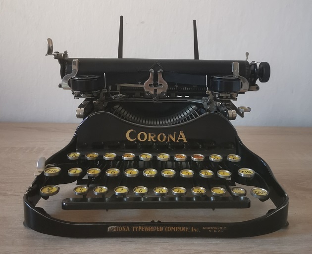 Starožitný písací stroj Corona 3 z roku 1924 - 2