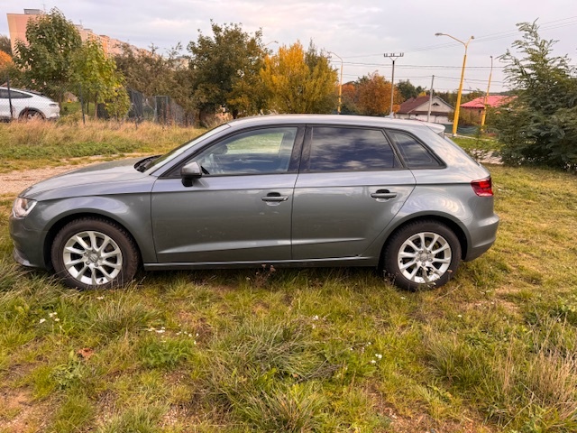AUDI A3 SPORTBACK 1,6TDI 81kW - 2