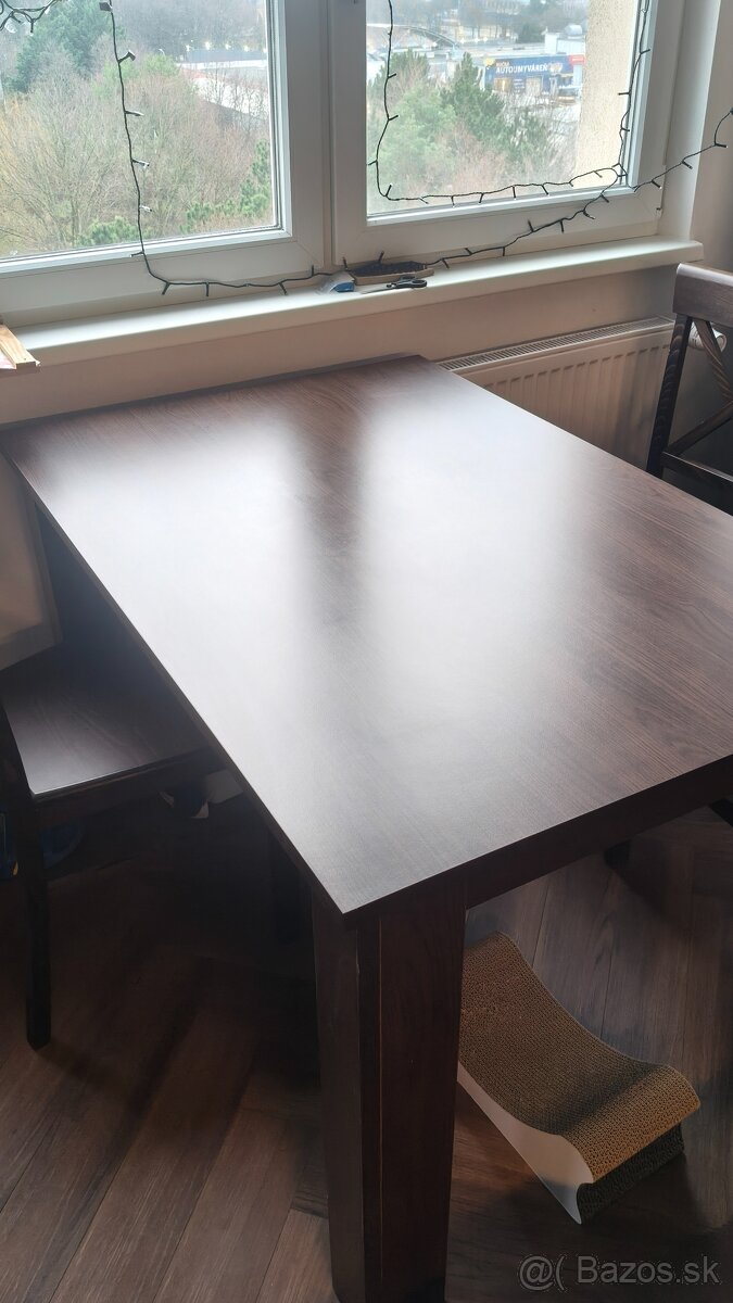 Predam stol + stolicky - 2
