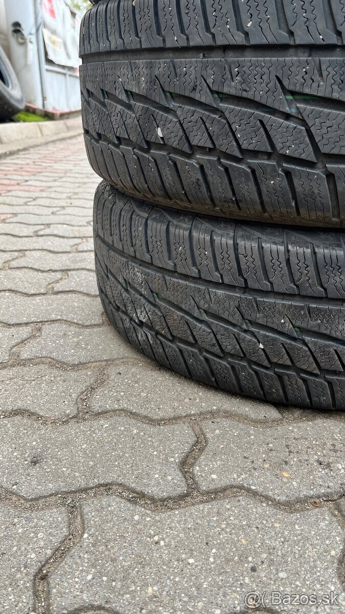 Zimné pneu 205/60 r16 - 2
