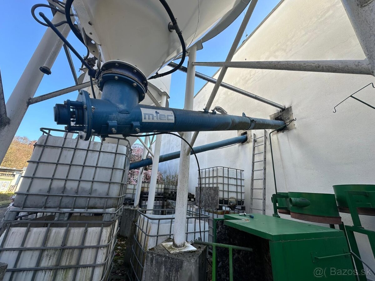 Silo M-TEC 25000L s 9m šnekovým dopravníkom - 2