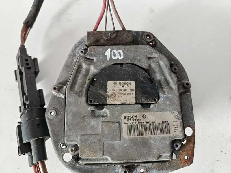 motor ventilatora chladenia touareg 0130706202 100€ - 2