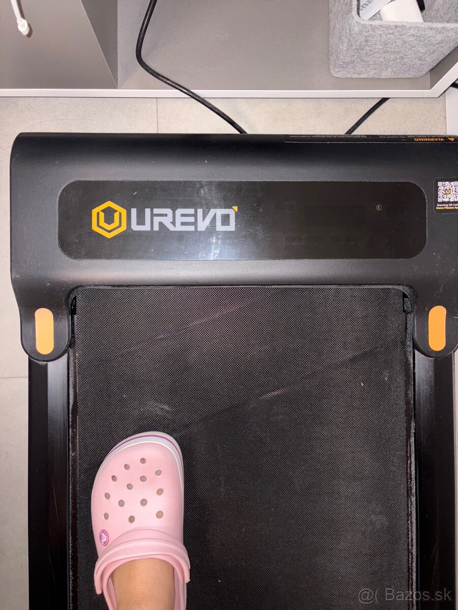Urevo Spacewalk chodiaci pás - 2