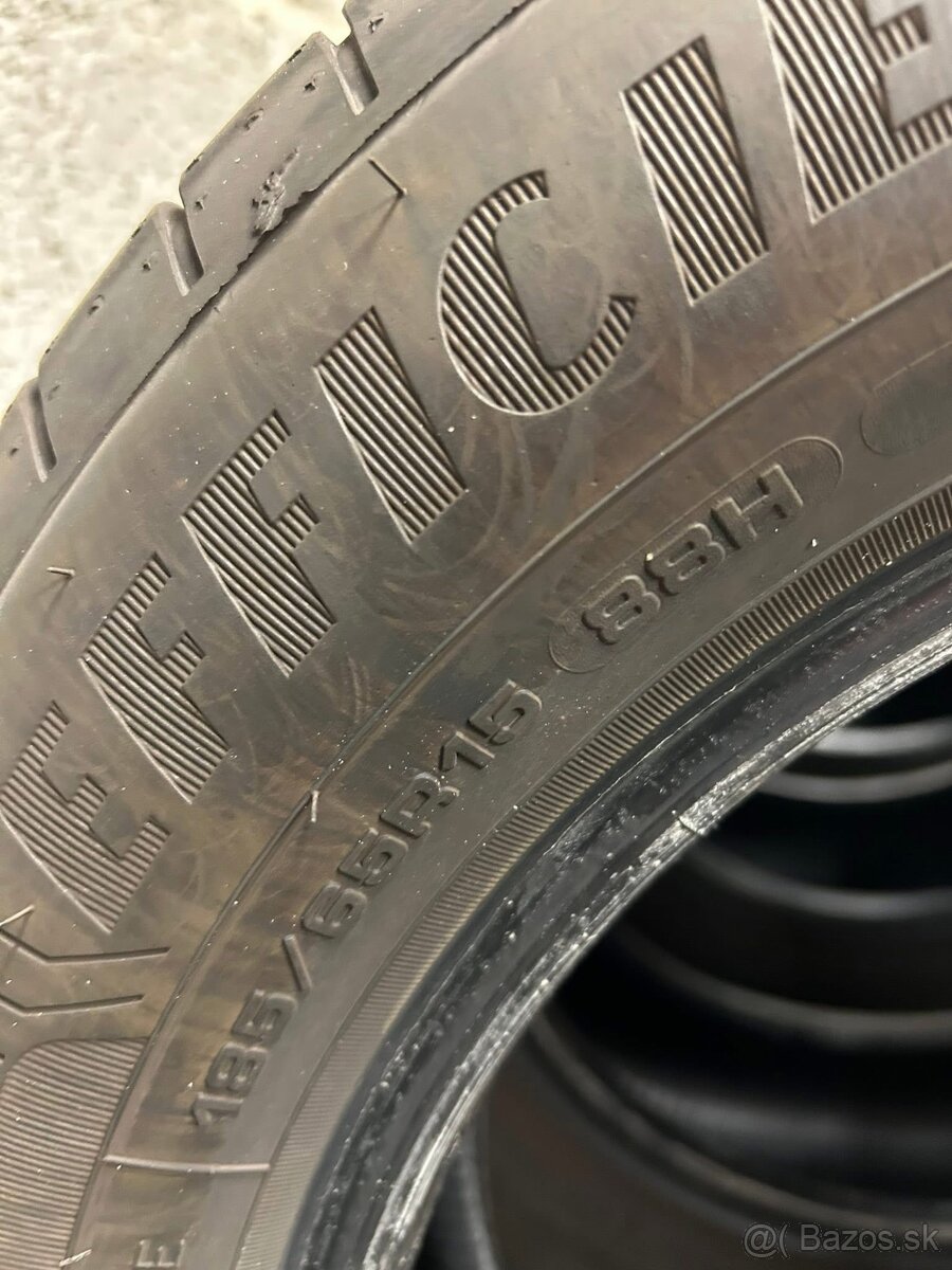 Predám 4 ks letných pneu Goodyear EfficientGrip - 2