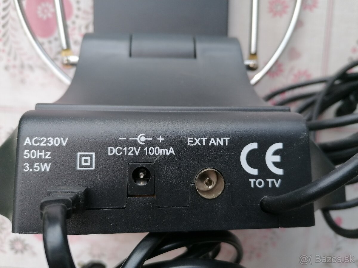 Anténa interierová. - 2