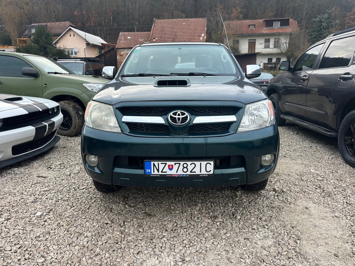 2007 Toyota Hilux 2,5 d4d 2-dverový Dlhá korba - 2