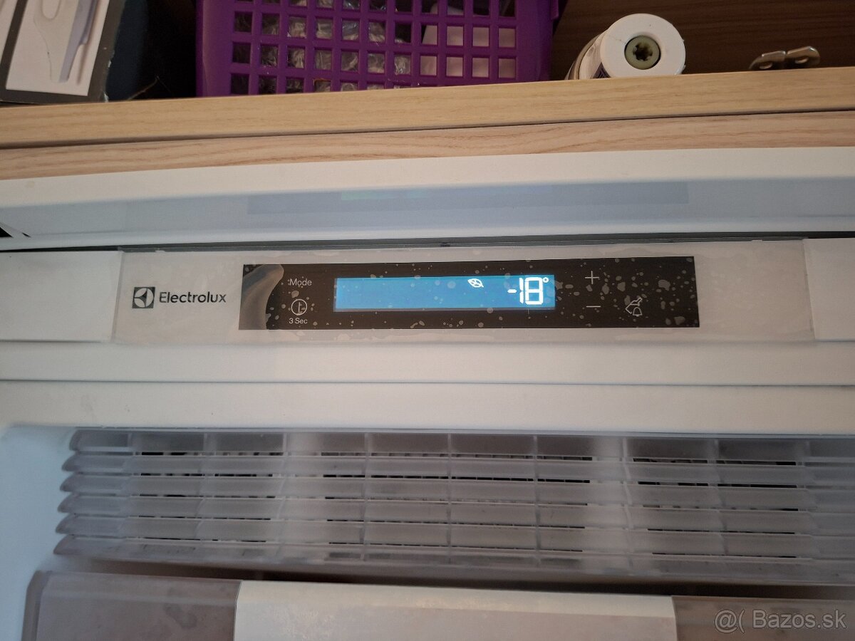 Vstavana mraznicka - 2