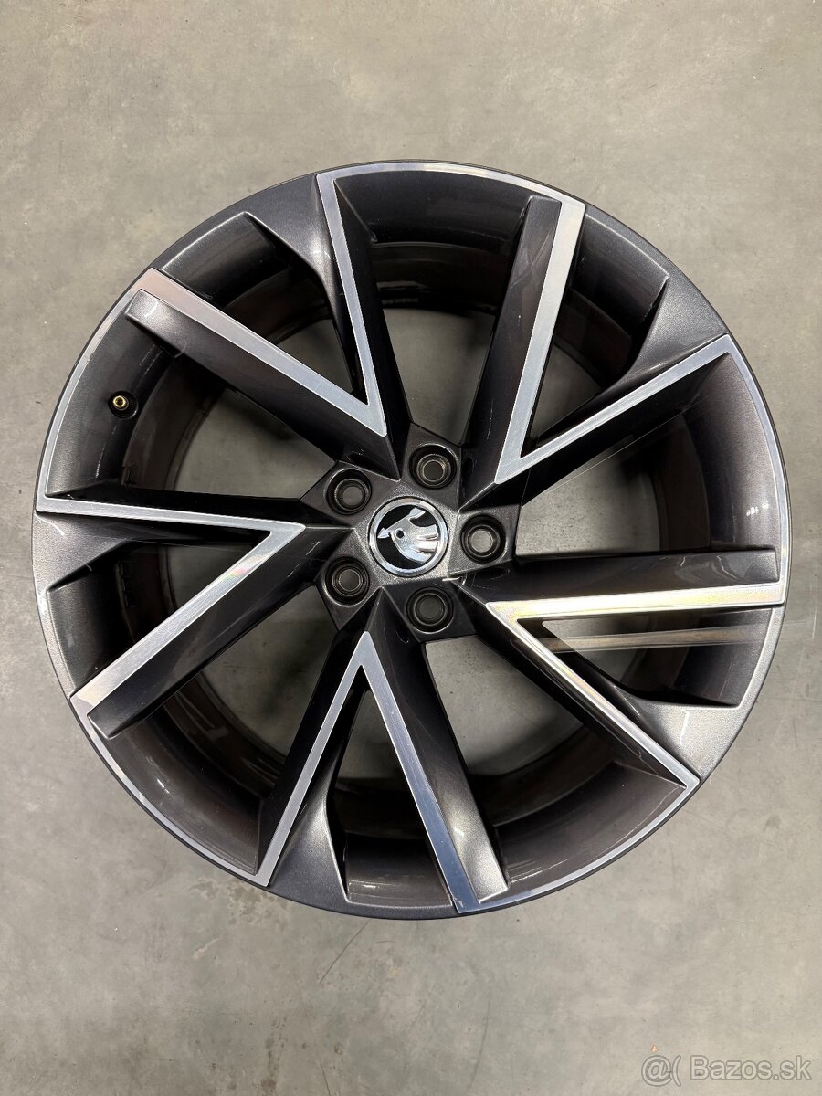 Original skoda elektrony vega R19 5x112 - 2