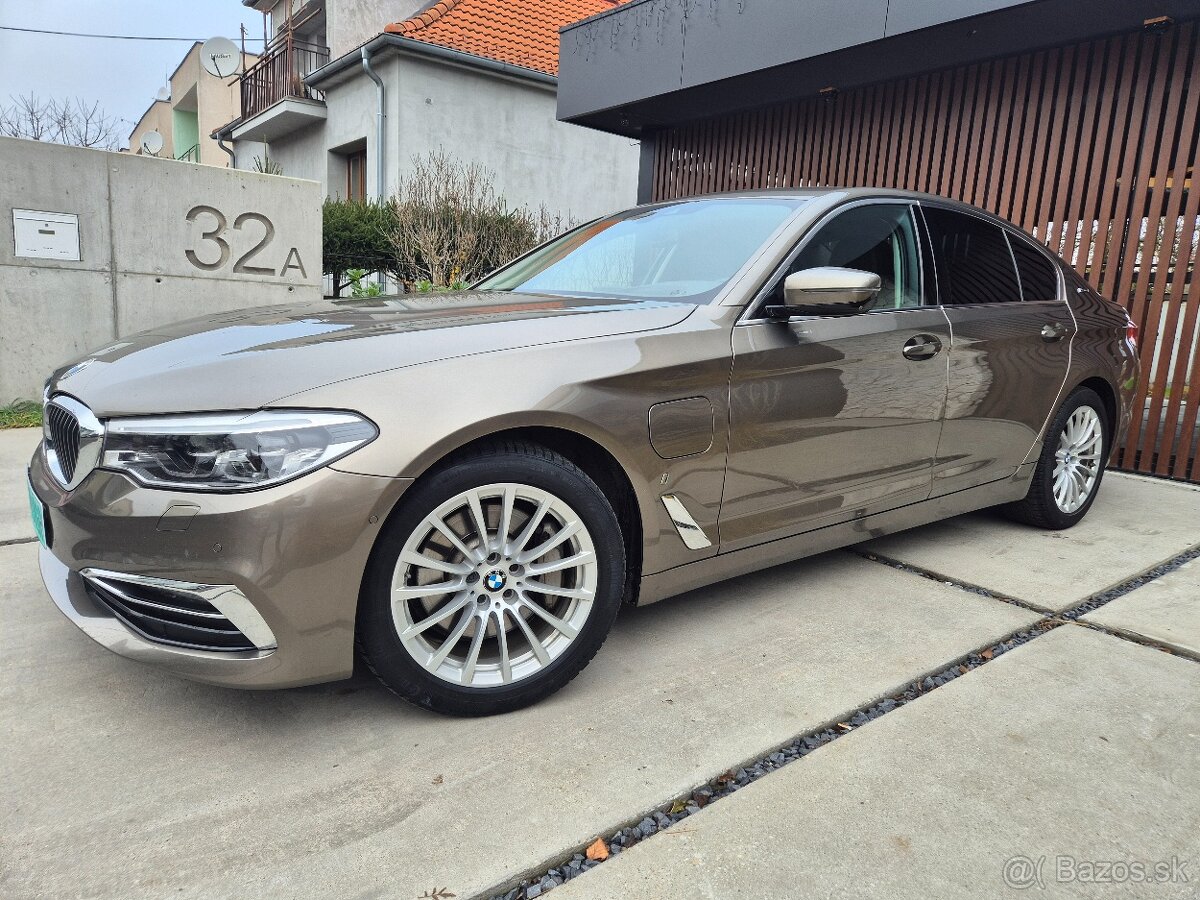 BMW 530e iPerformance 2018 Plugin Hybrid - 2