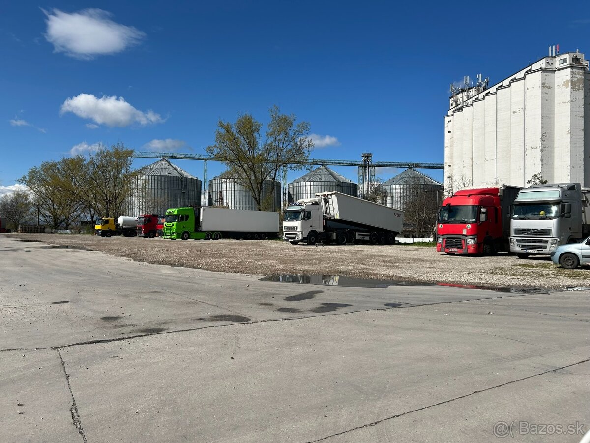 Parkovanie LKW, parkovisko - 2