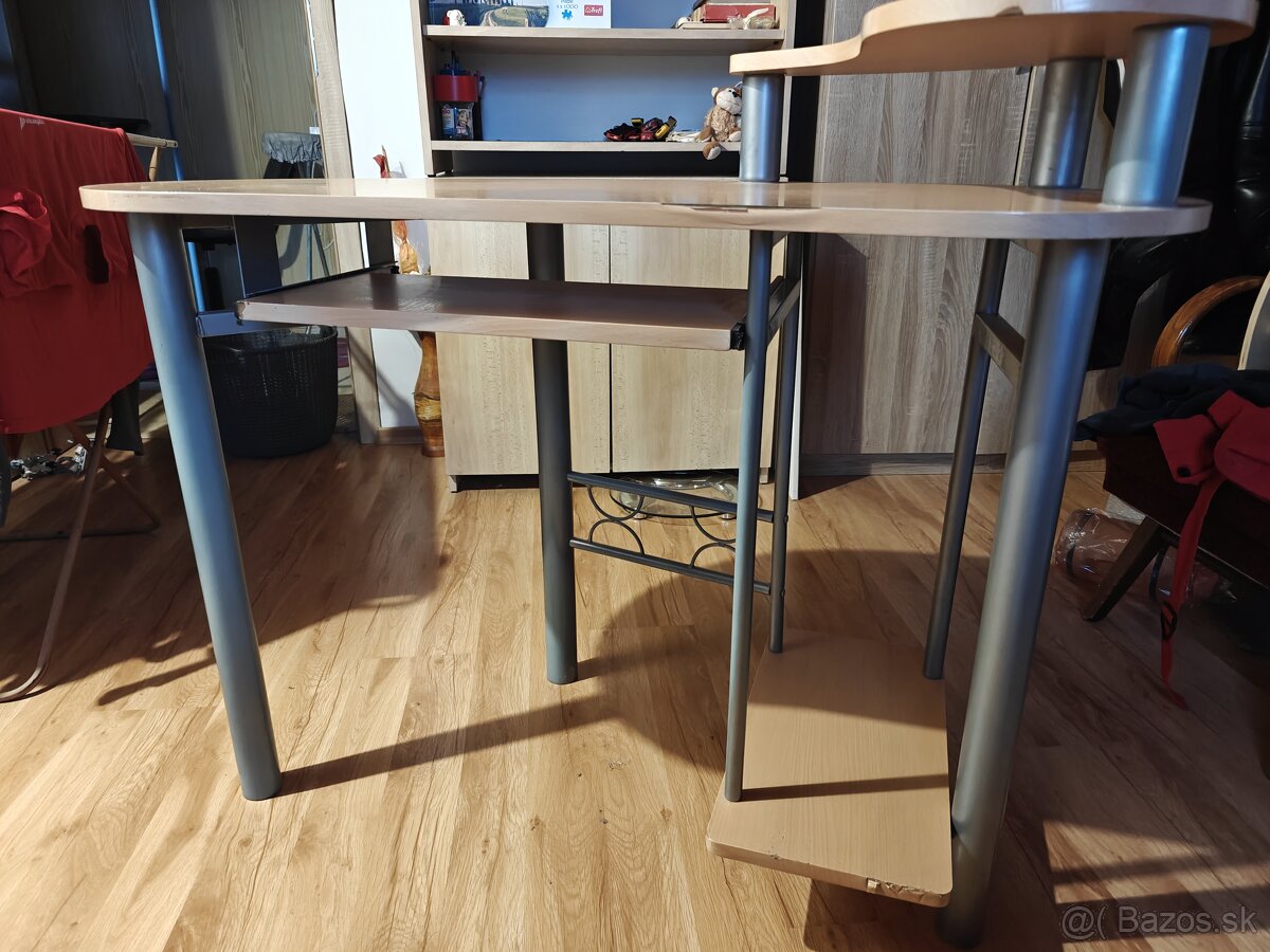 PC stôl - 2
