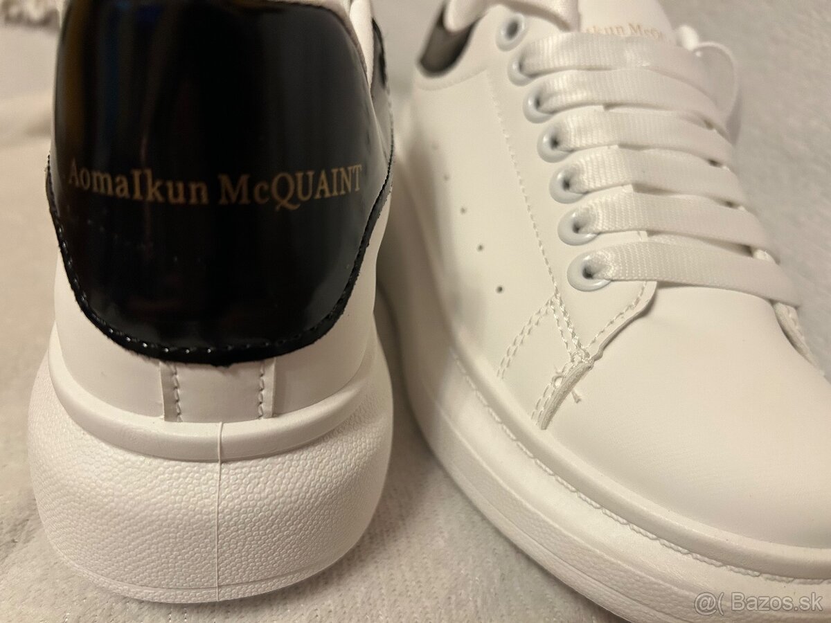 Fehér fekete 36os méret - 2