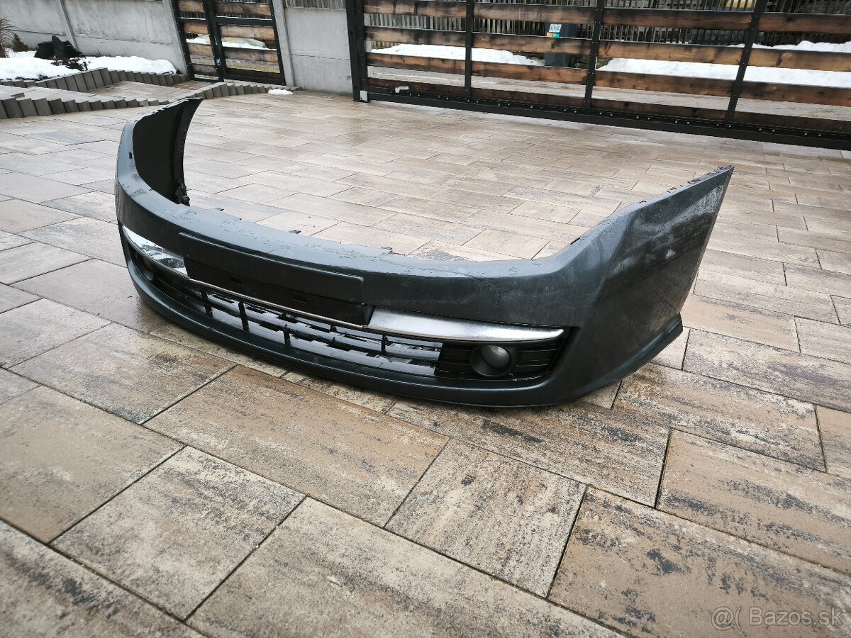 Přední nárazník Renault laguna III - 2