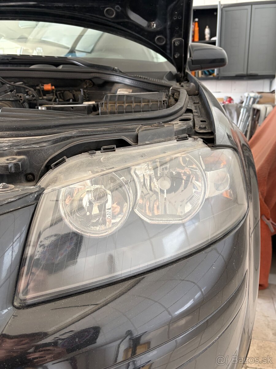 Audi A3 8P Predné Ľavé svetlo - 2