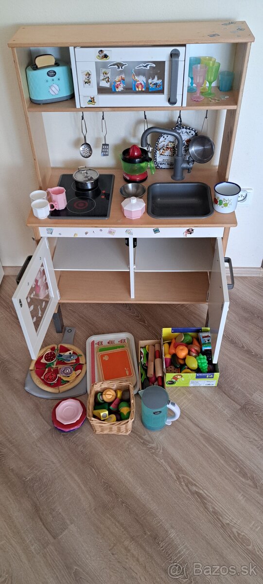 Kuchynka Ikea s vybavenim - 2