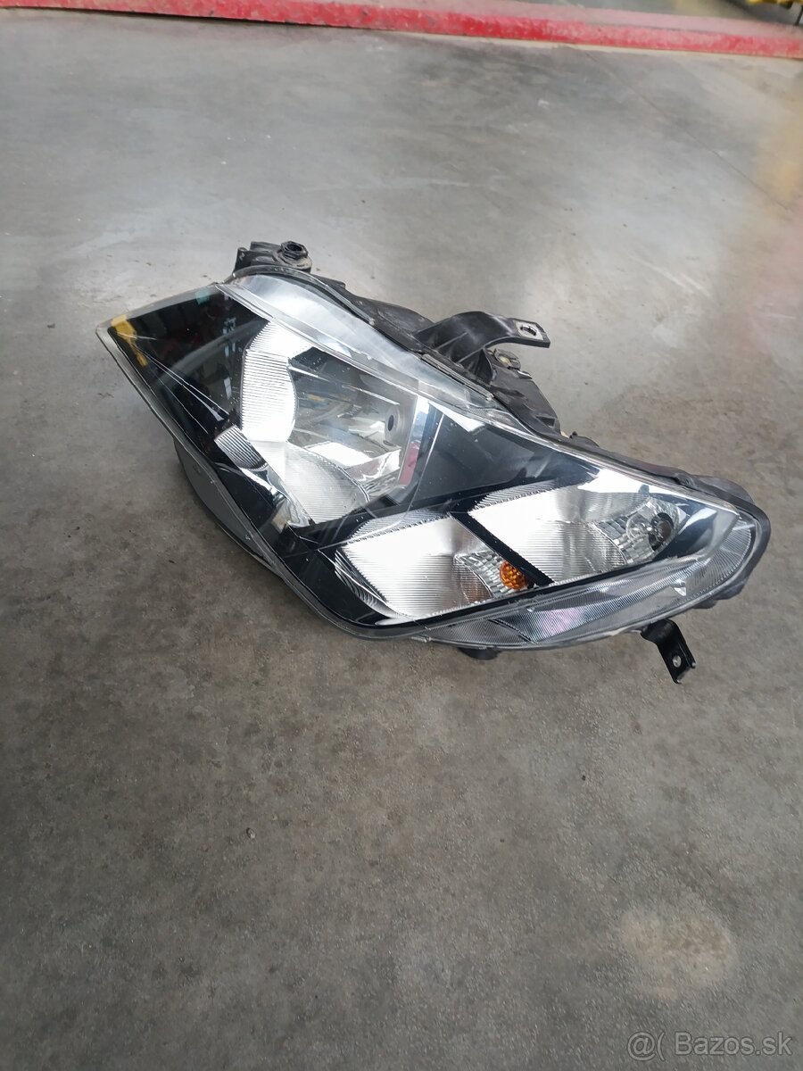 Predné ľave svetlo Seat Ibiza - 2