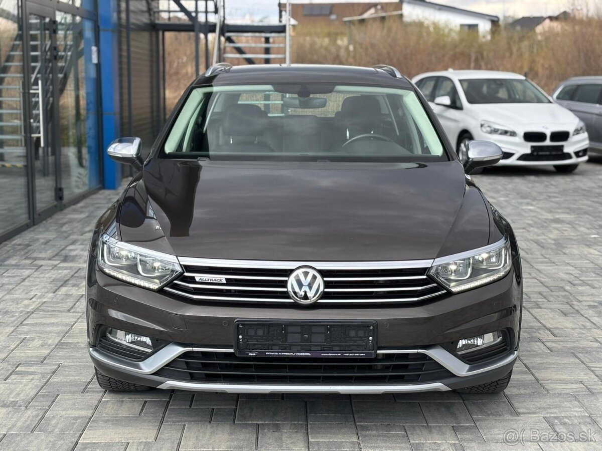 Volkswagen Passat Alltrack 2.0 TDI 4MOTION DSG 2016 - 2