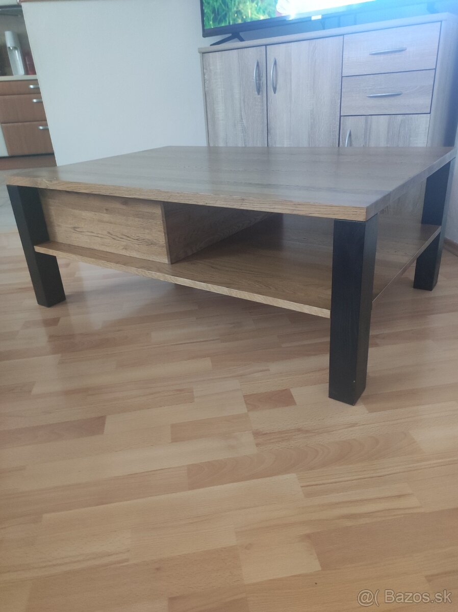 Masívny stôl - 2