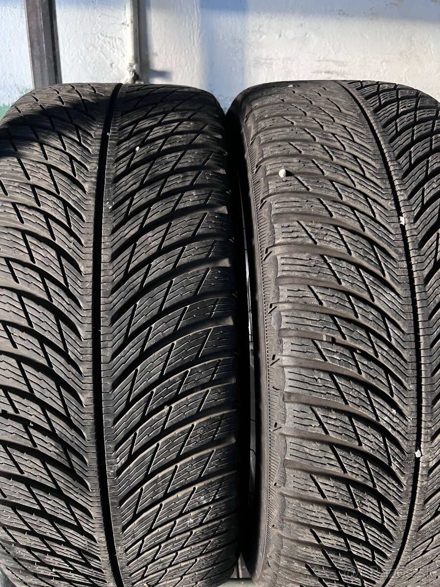 Predám zimnú sadu – Mercedes-Benz w206 alu disky 17 - 2