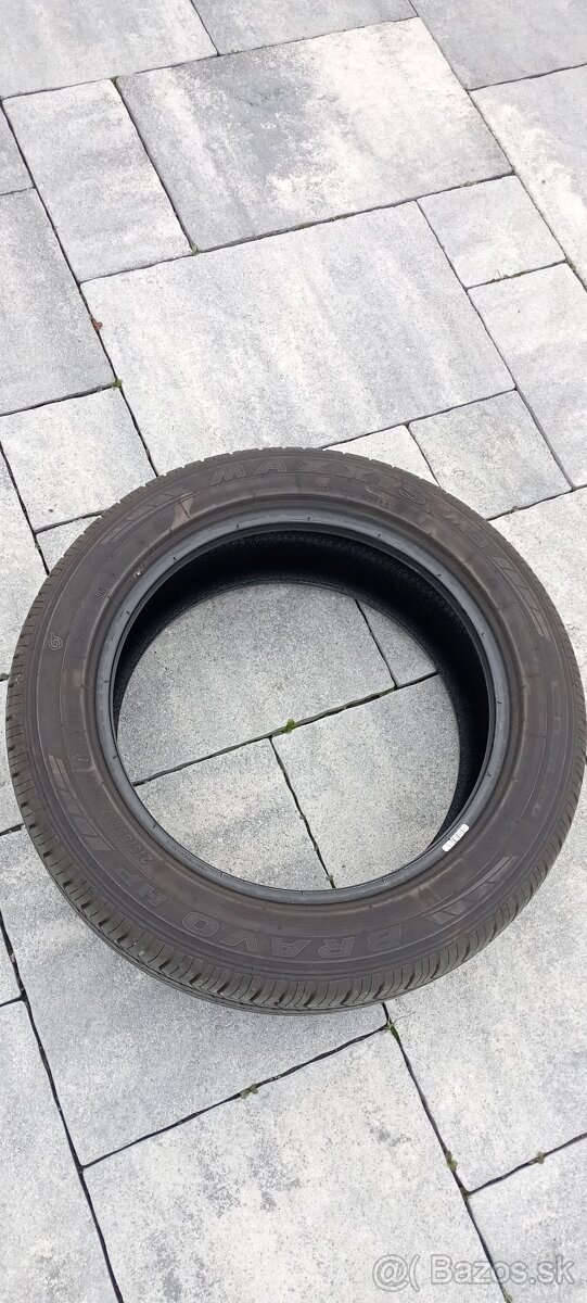 Letne pneumatiky 215/55 R17 - 2