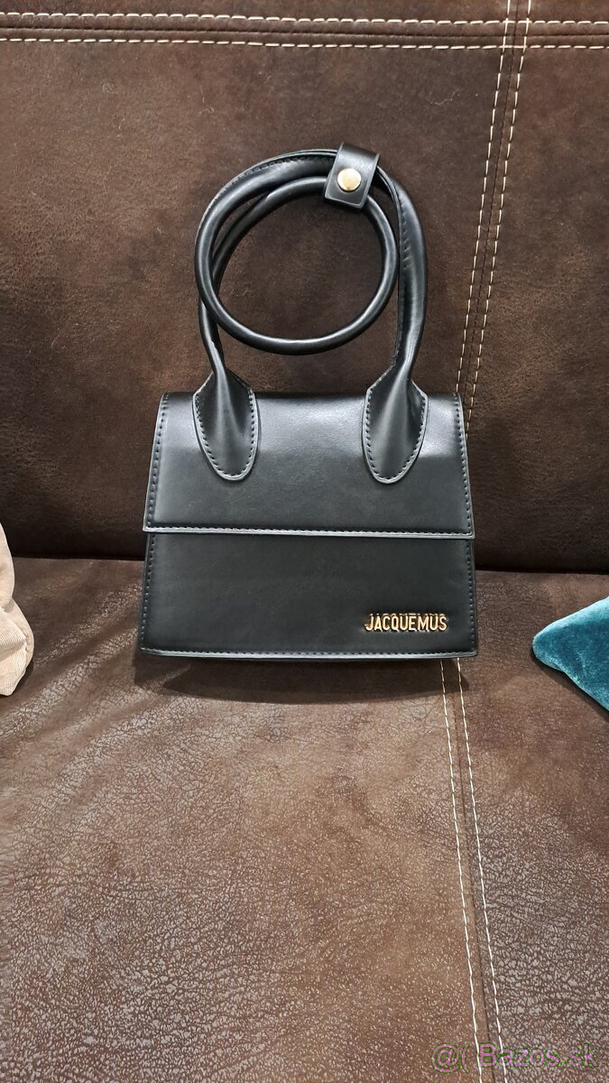 Kabelka Jacquemus čierna - 2