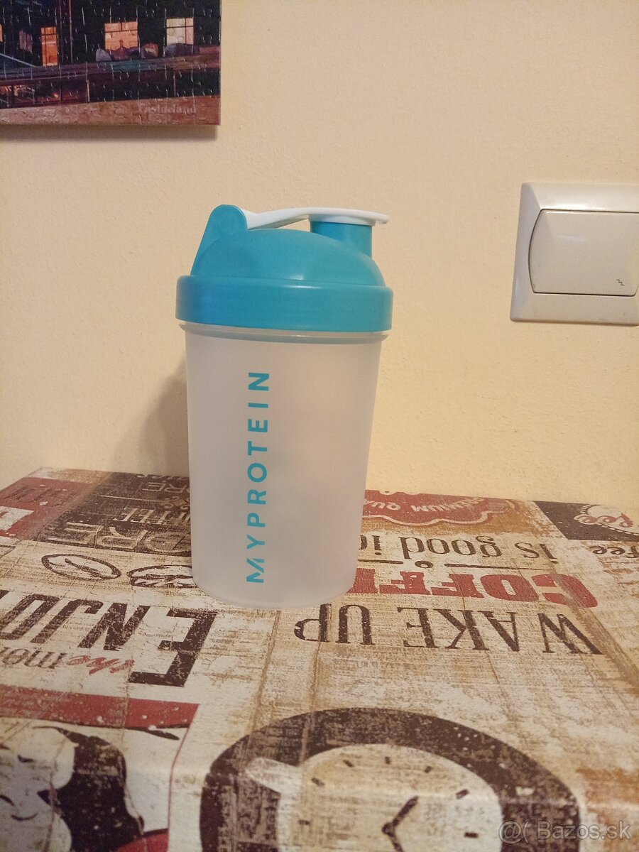 Plastový šejker Myprotein - 2