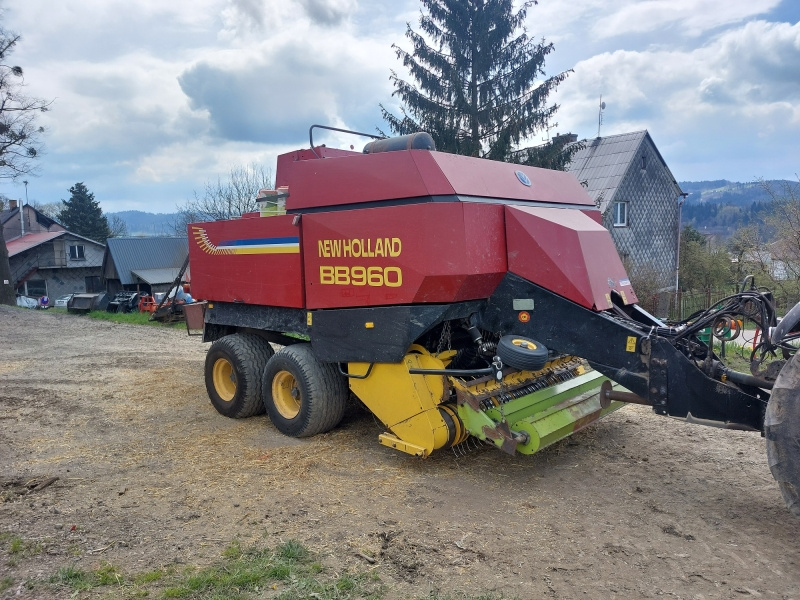 Lis na hranaté balíky New Holland BB960 - 2