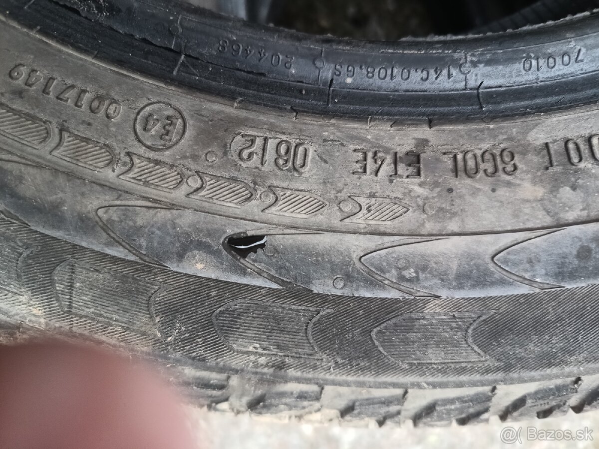 215/65 R16C Continental - 2