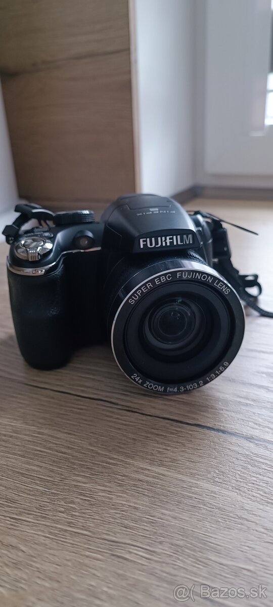 Fotoaparát Fujifilm S4200 - 2