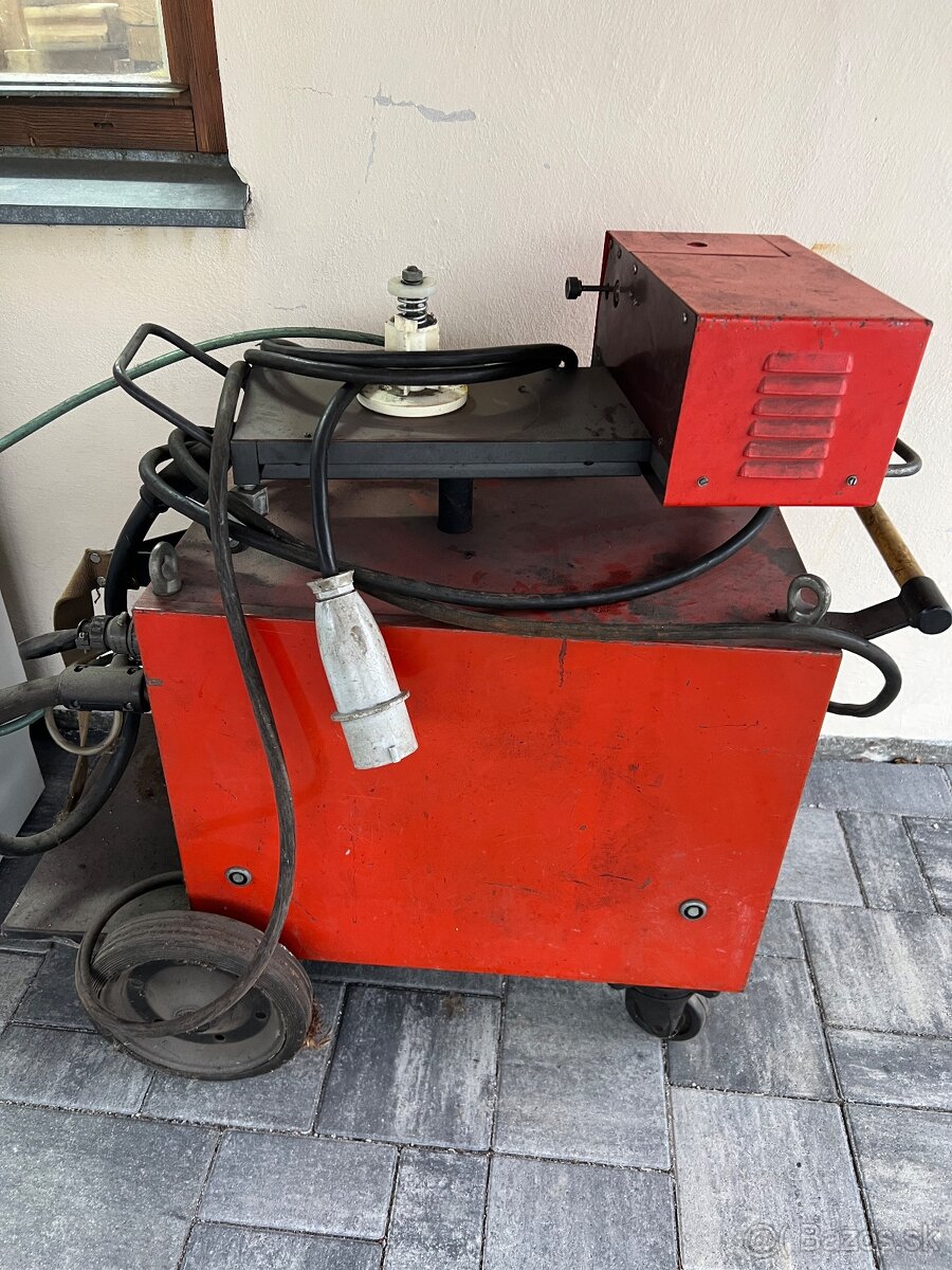 Zváračka co2 uni mig - 2