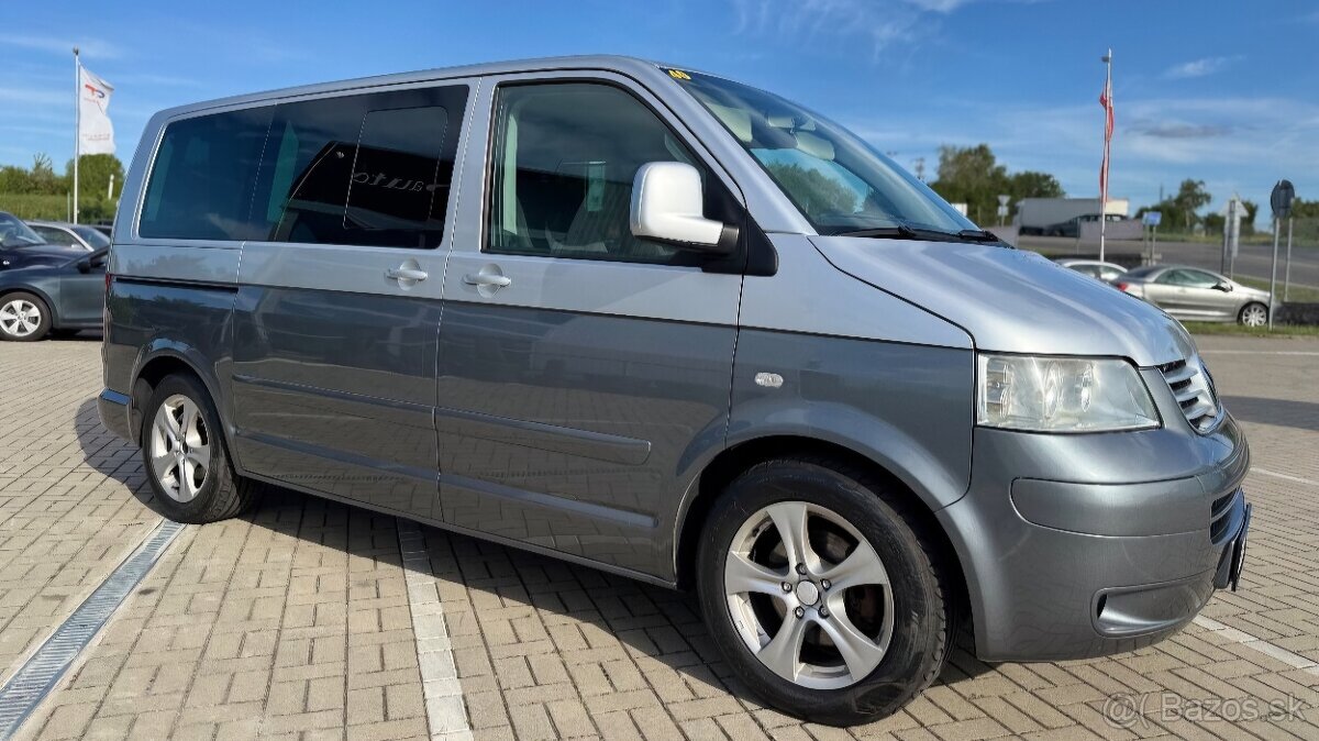 Volkswagen Multivan 7 miestny - 2