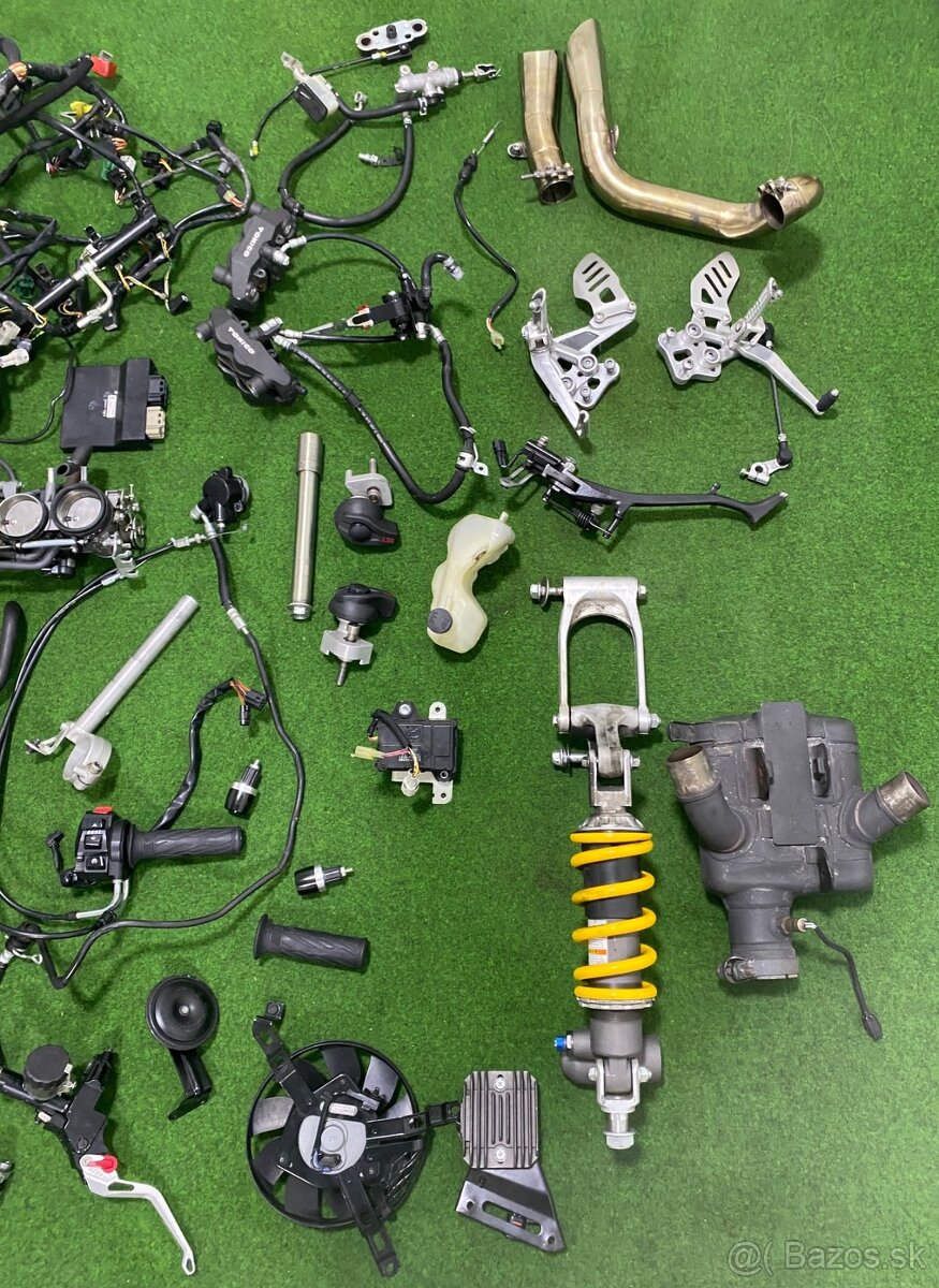 Suzuki GSXR1000 K7/K8 - 2