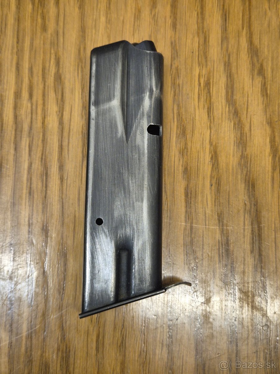 ČZ 75 kom zásobník - 2