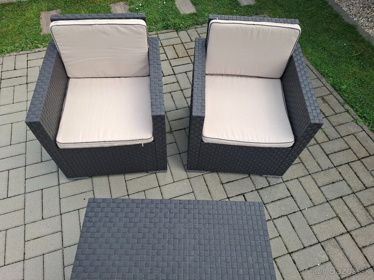 Predam zahradne sedenie - 2