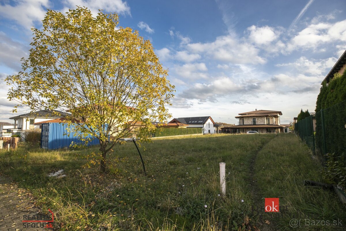 Na predaj slnečný stavebný pozemok na Pršianskej Terase - 2