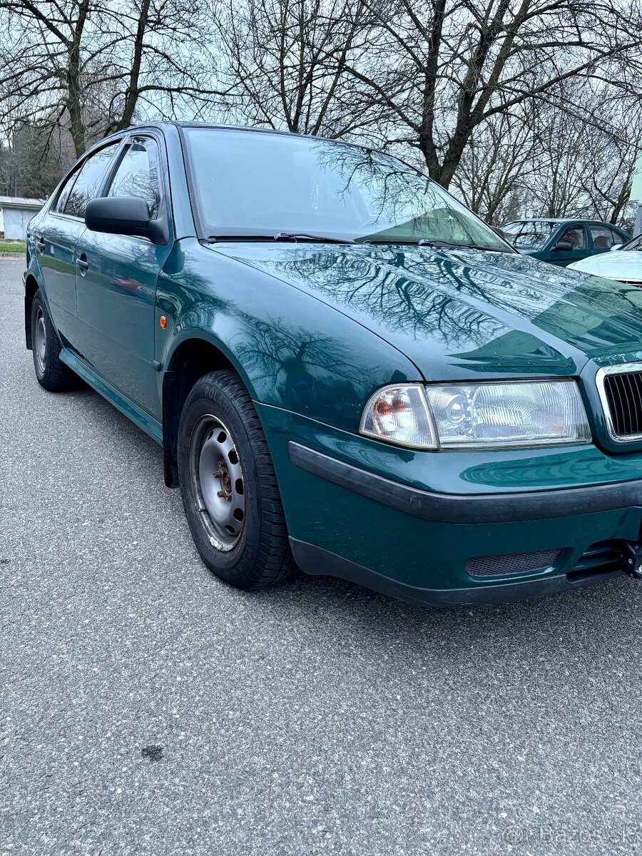 Škoda Octavia- dnes pevná cena 800€ - 2